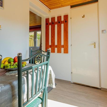Panorama Apartmanhaz 艾斯特根 外观 照片